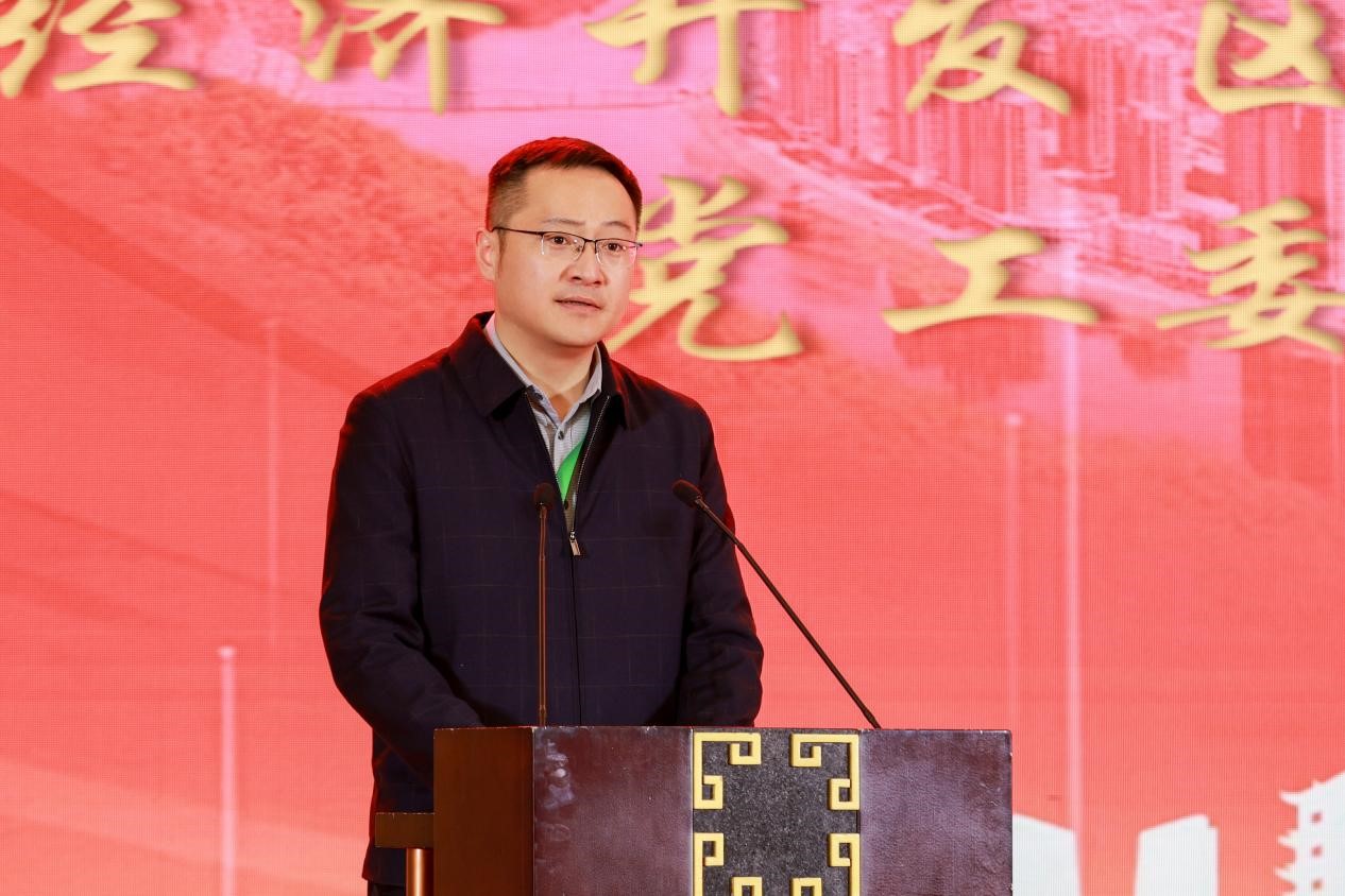 刘翰宇.jpg